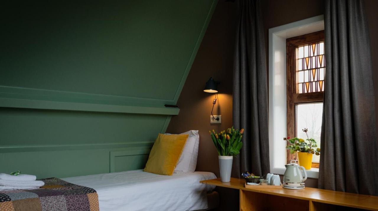Hotel Stedswal Слотен Екстериор снимка
