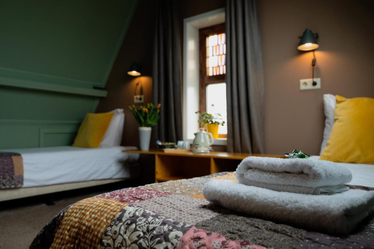 Hotel Stedswal Слотен Екстериор снимка